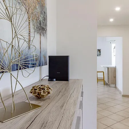 Emerald House Apartament Sassari