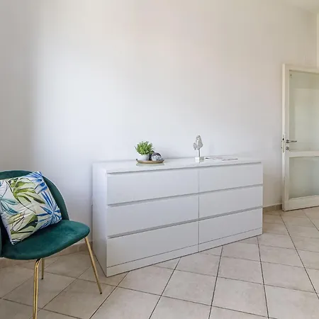 Emerald House Apartament Sassari