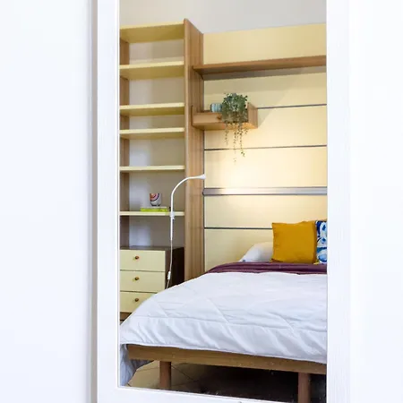 Emerald House ساساري