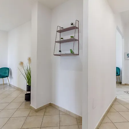 Emerald House شقة
