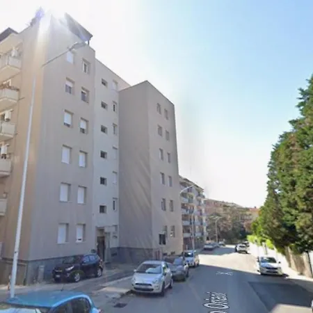 Emerald House شقة ساساري
